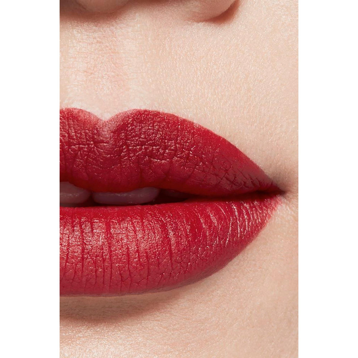 ROUGE ALLURE VELVET Luminous Matte Lip Colour