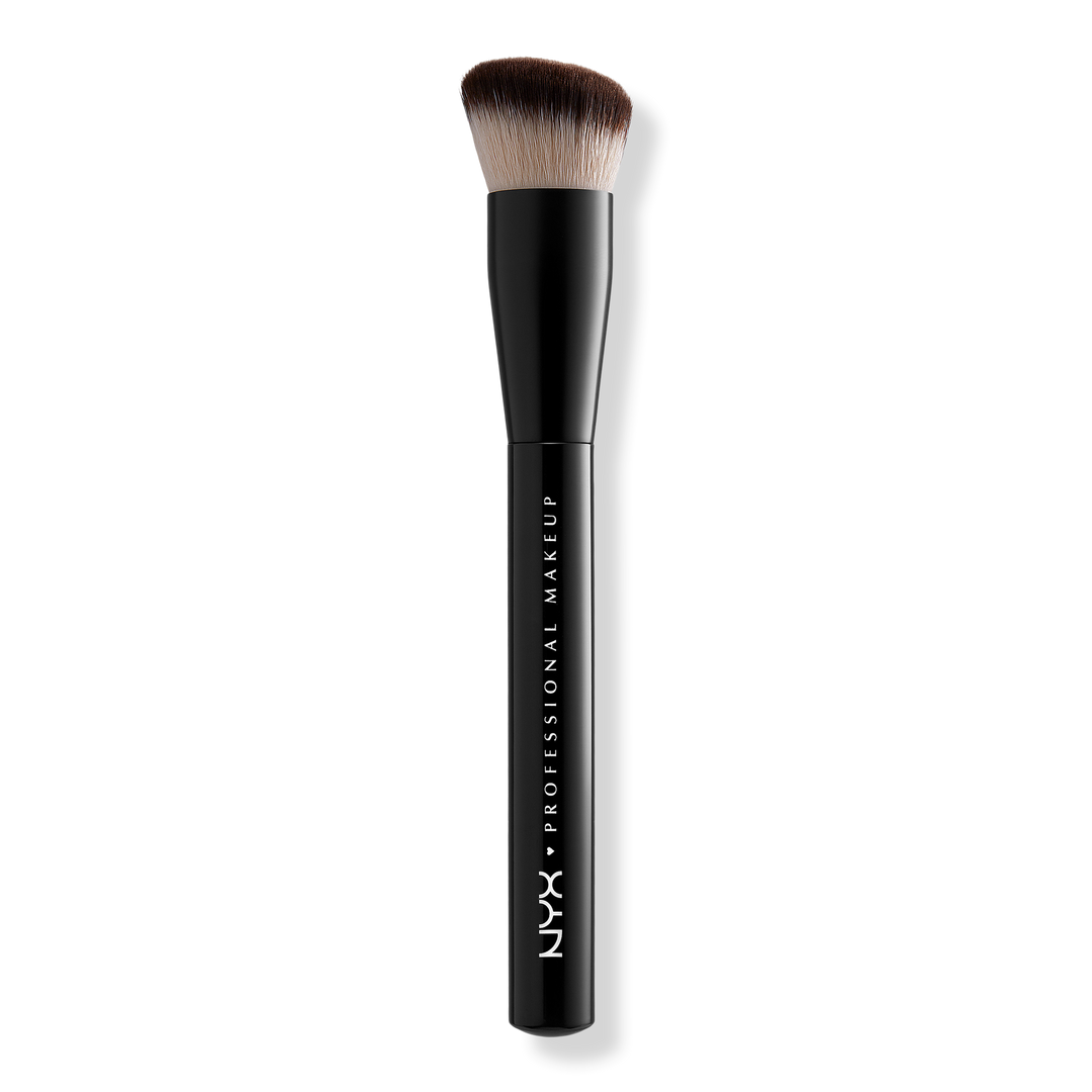 NYX Professional Makeup Cant Stop Wont Stop Foundation-Pinsel