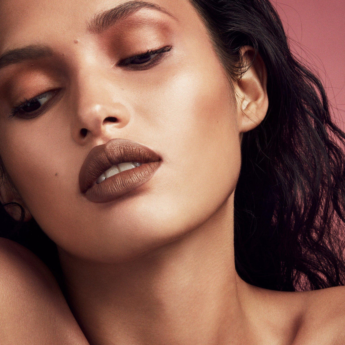 Stunna Lip Paint Longwear Fluid Lip Color