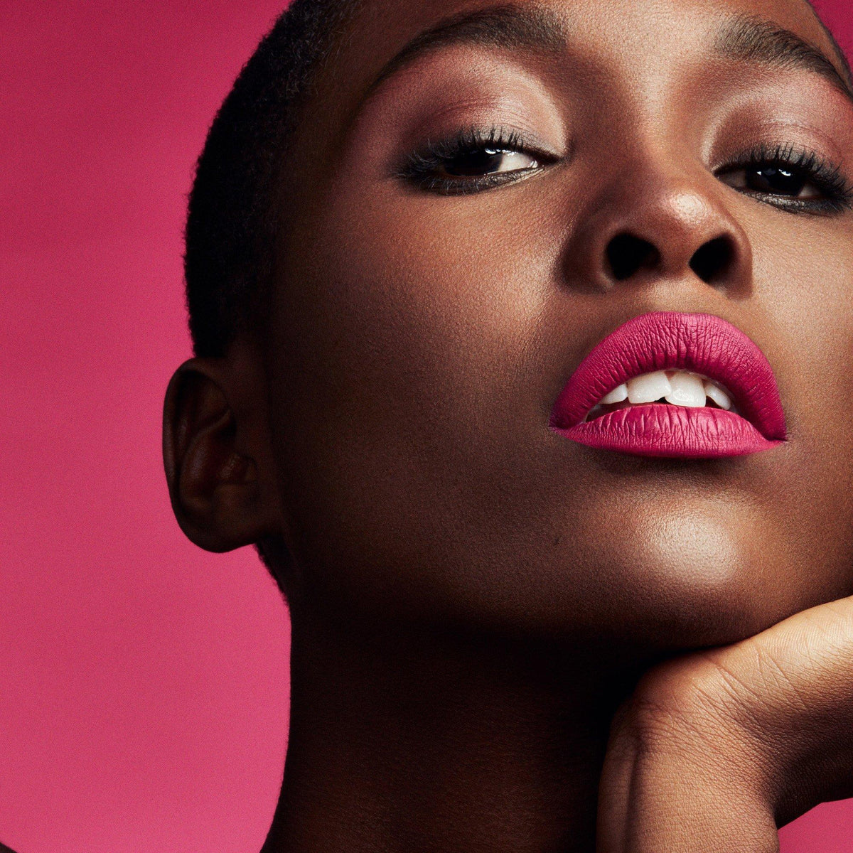 Stunna Lip Paint Longwear Fluid Lip Color