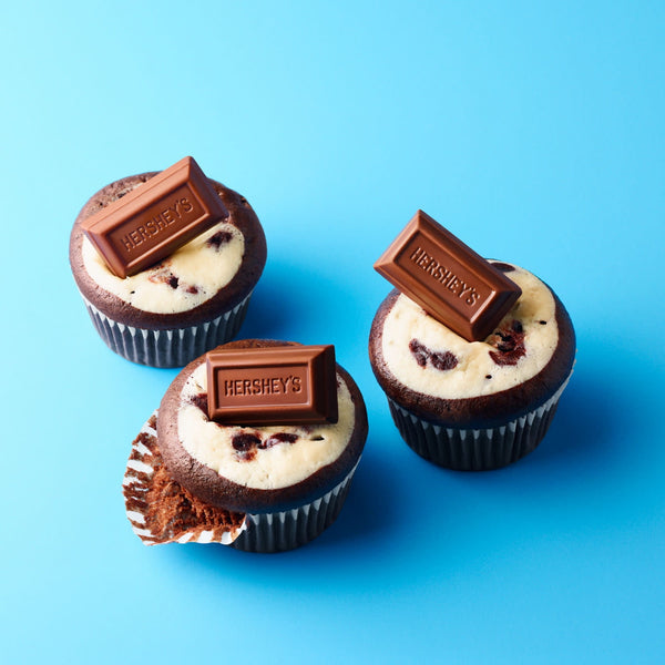 Hershey's Miniatures Assorted Chocolate Candy, Family pack 17.6 oz
