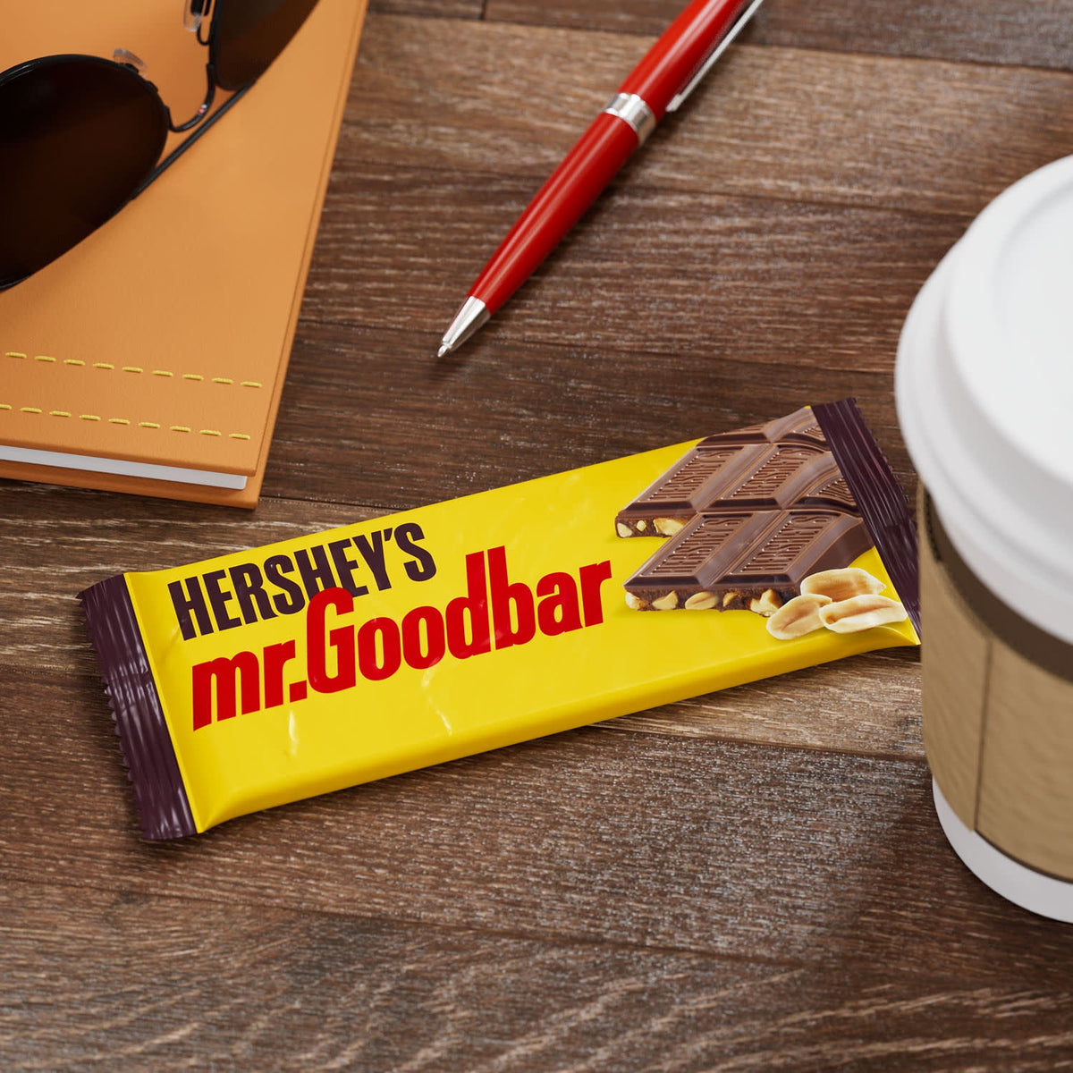 Hershey's Mr. Goodbar Chocolate with Peanuts Full Size Candy, Bar 1.75 oz