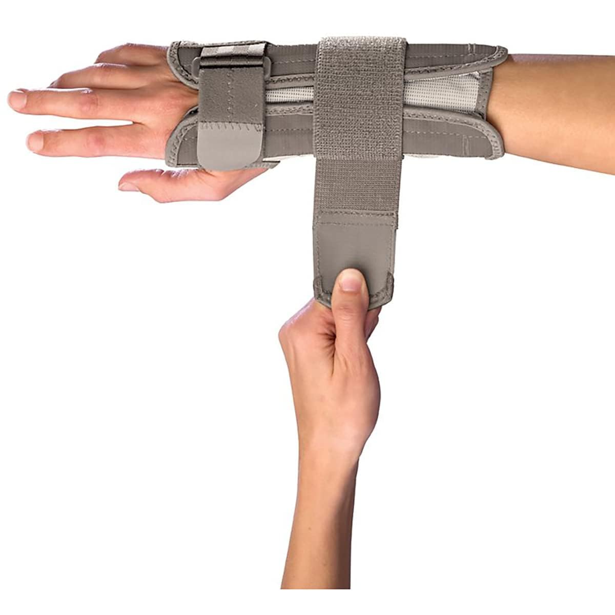 MUELLER Sports Medicine Reversible Wrist Stabilizer with Splint, Wrist Pain Relief Support for Men and Women, Ideal for Carpal Tunnel, Tendinitis