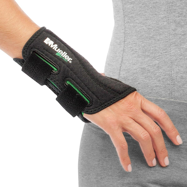 MUELLER Sports Medicine Green Fitted Wrist Brace for Men and Women, Wrist Pain Relief Support, Ideal for Carpal Tunnel, Tendonitis, Arthritis, Right