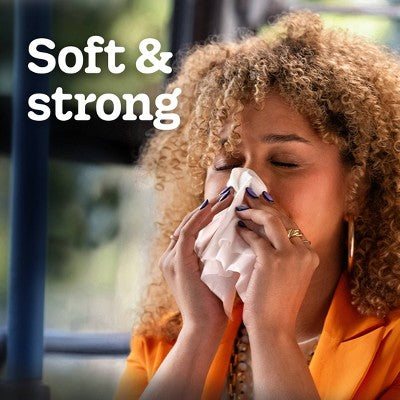 Kleenex On the Go Perfect Fit Facial Tissue - 4pk/200ct